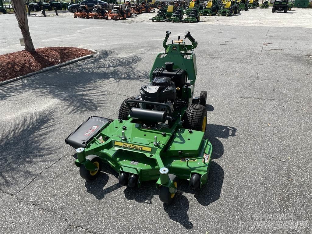 John Deere W48M Tosaerba a spinta