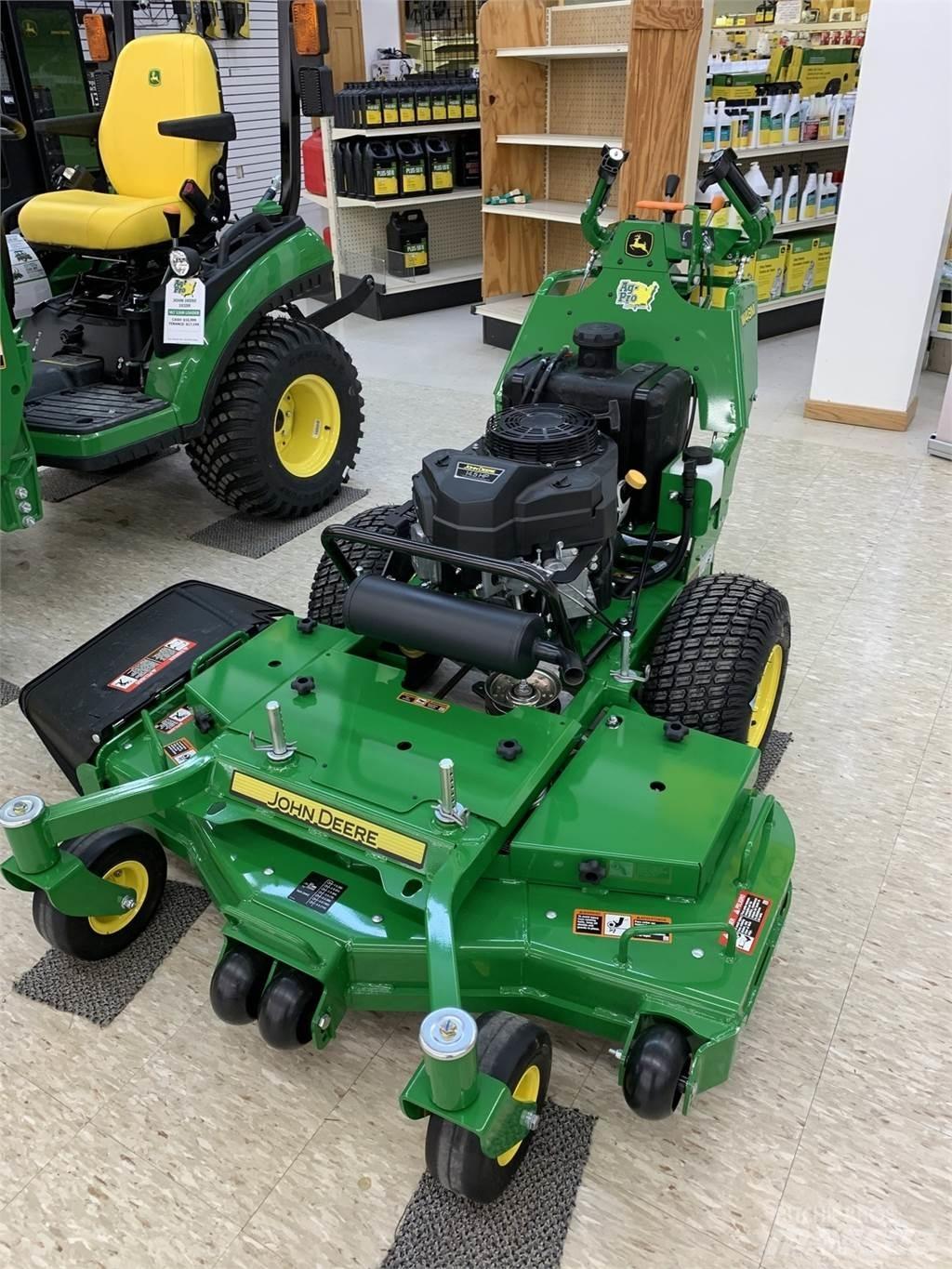 John Deere W48M Tosaerba a spinta