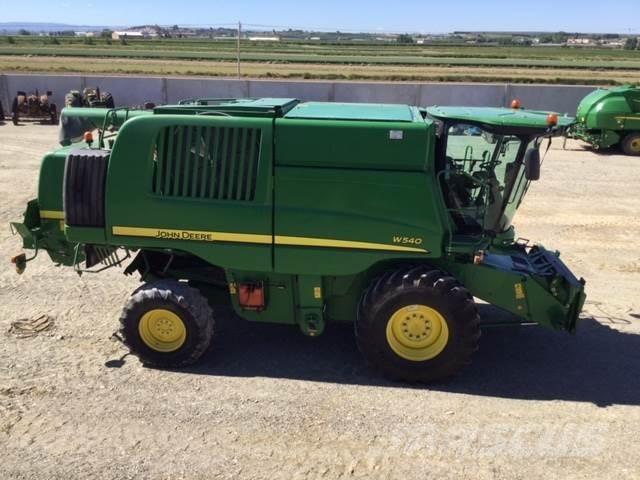 John Deere W540 Mietitrebbiatrici