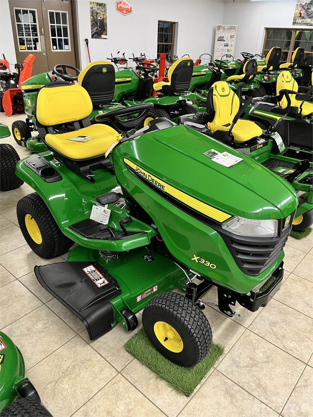 John Deere X330 Trattori compatti