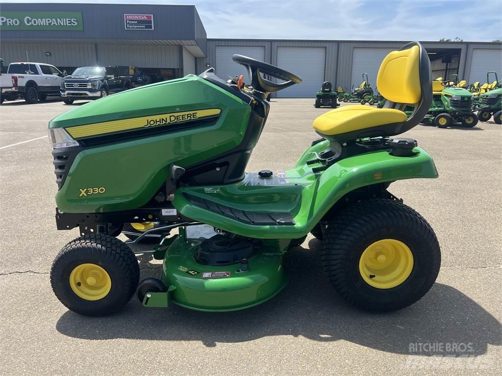 John Deere X330 Trattori compatti
