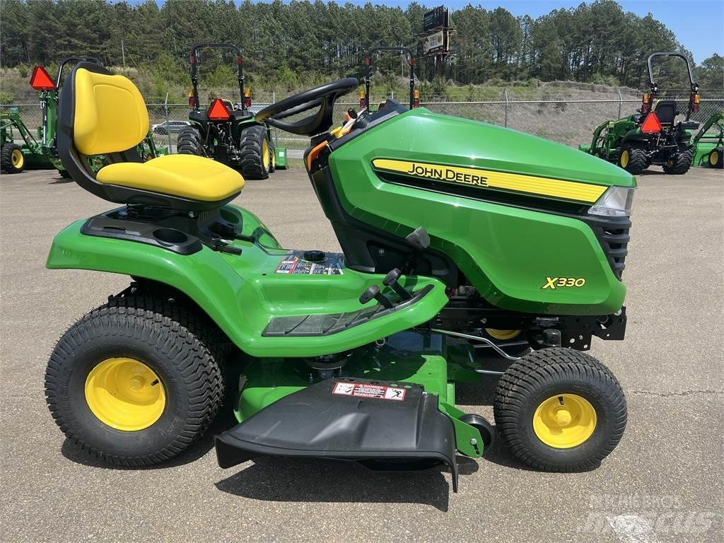 John Deere X330 Trattori compatti