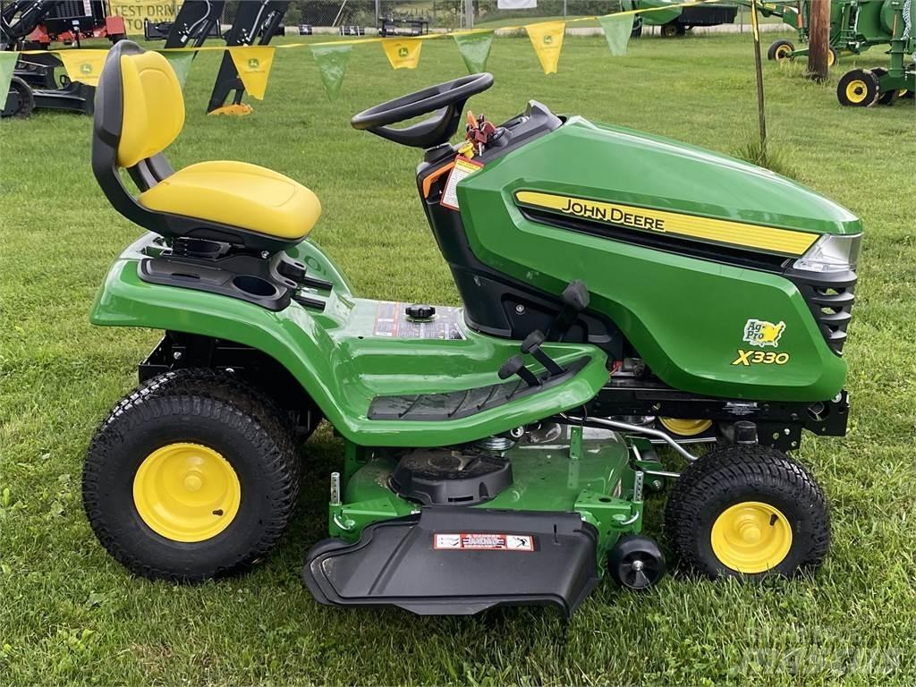 John Deere X330 Trattori compatti