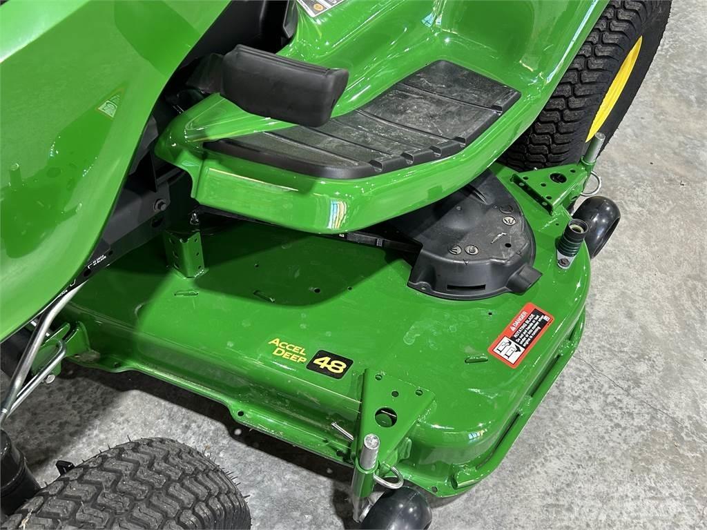 John Deere X330 Trattori compatti