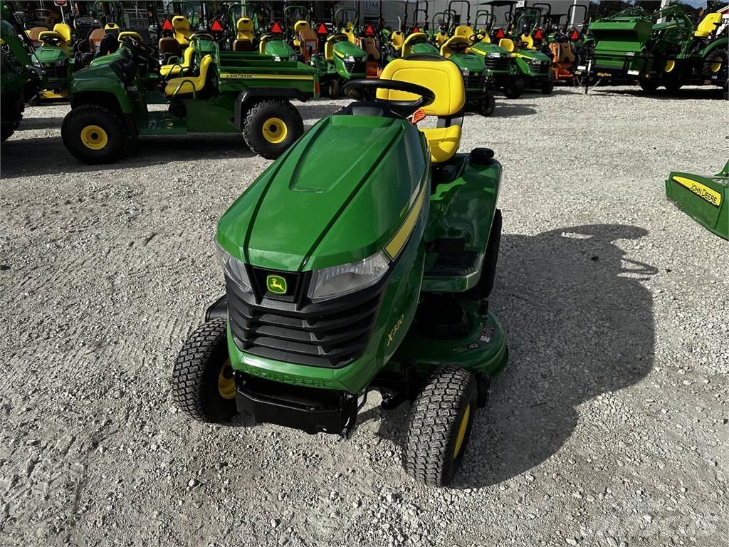 John Deere X330 Trattori compatti