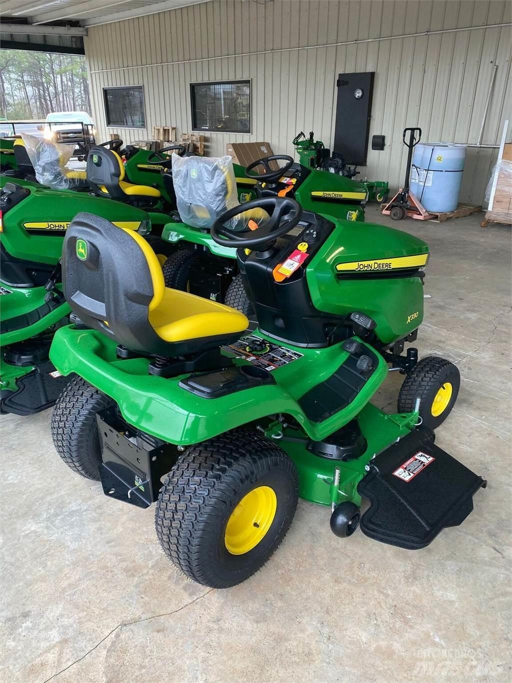 John Deere X330 Trattori compatti