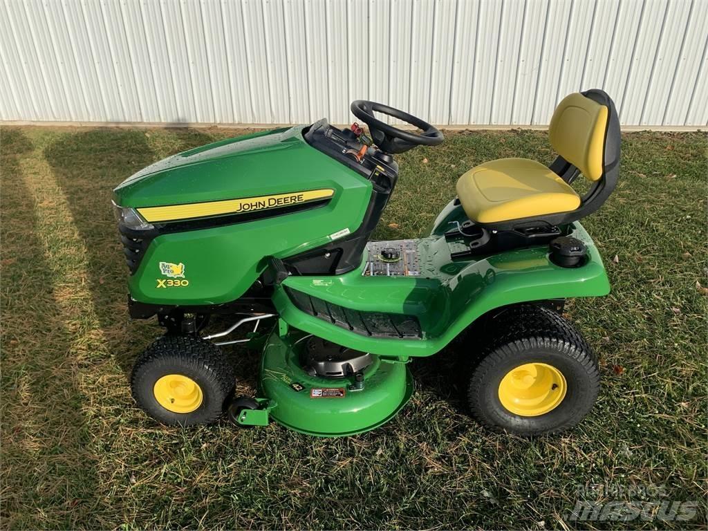 John Deere X330 Trattori compatti