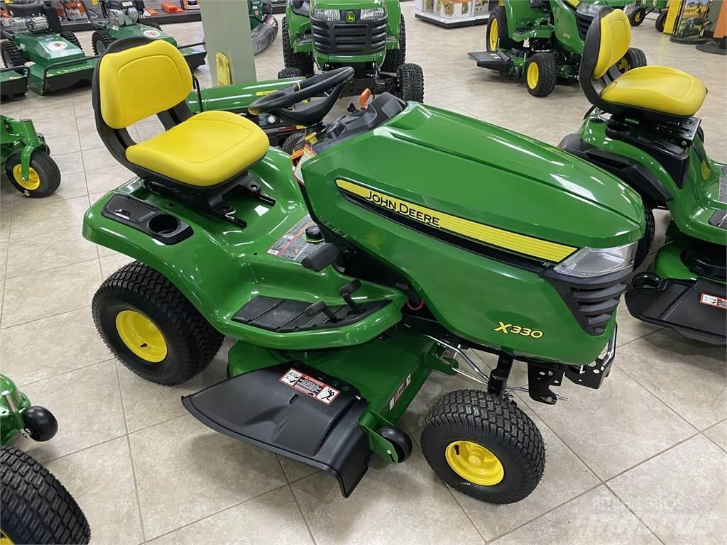 John Deere X330 Trattori compatti