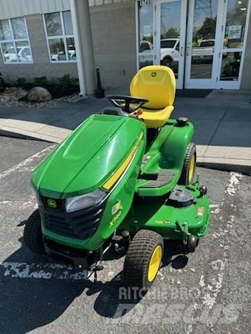 John Deere X380 Trattorini tagliaerba