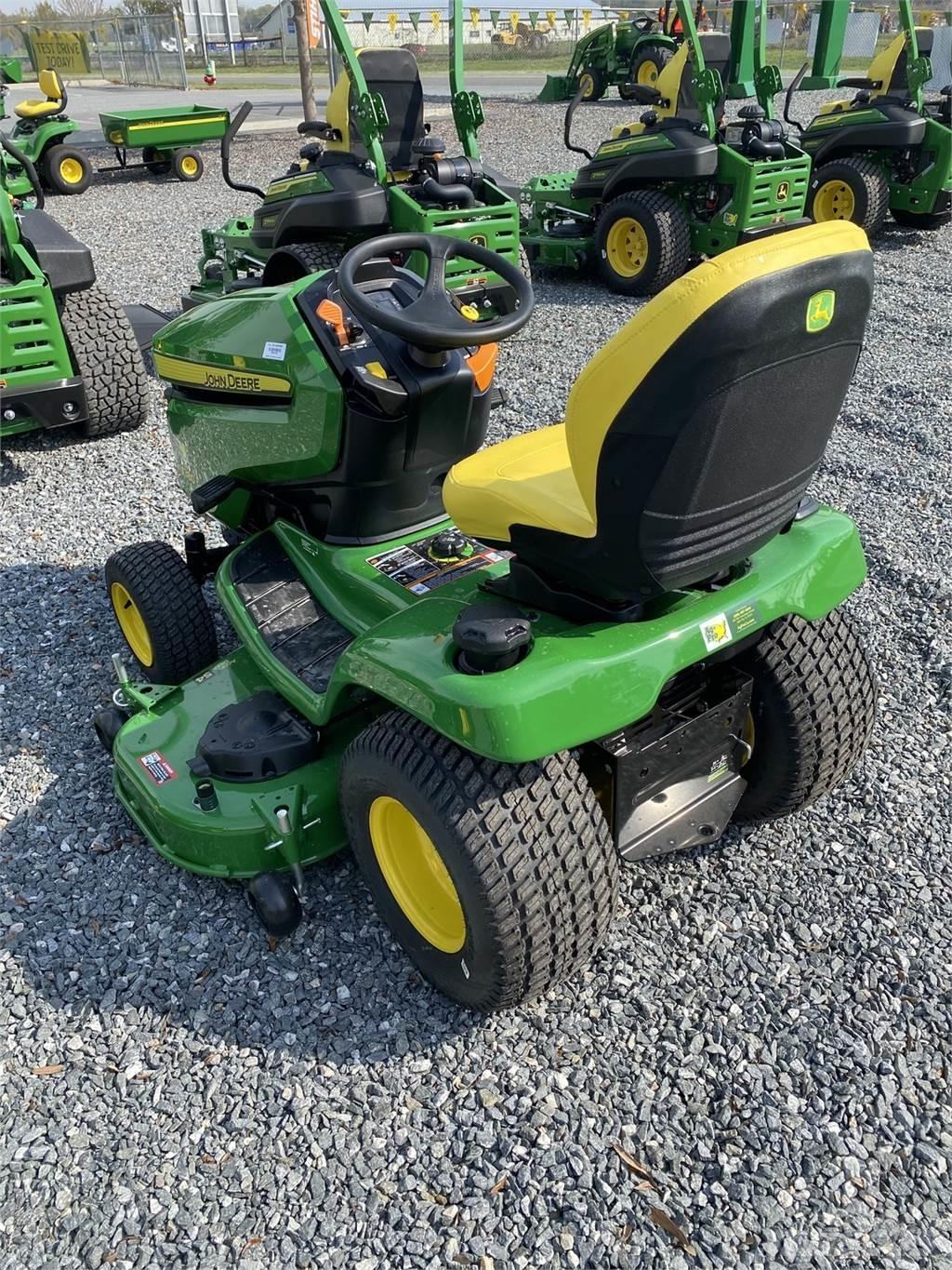 John Deere X380 Trattori compatti