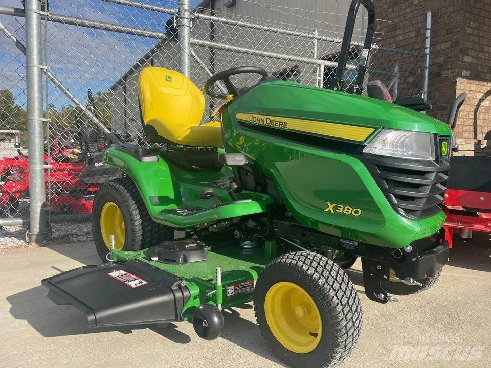 John Deere X380 Trattori compatti