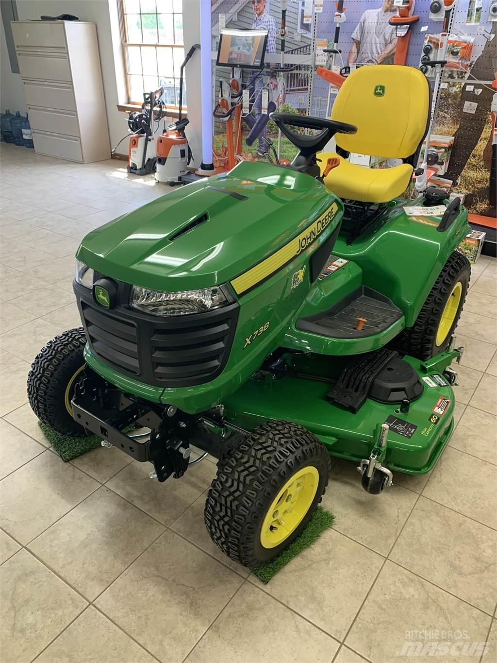 John Deere X738 Trattori compatti