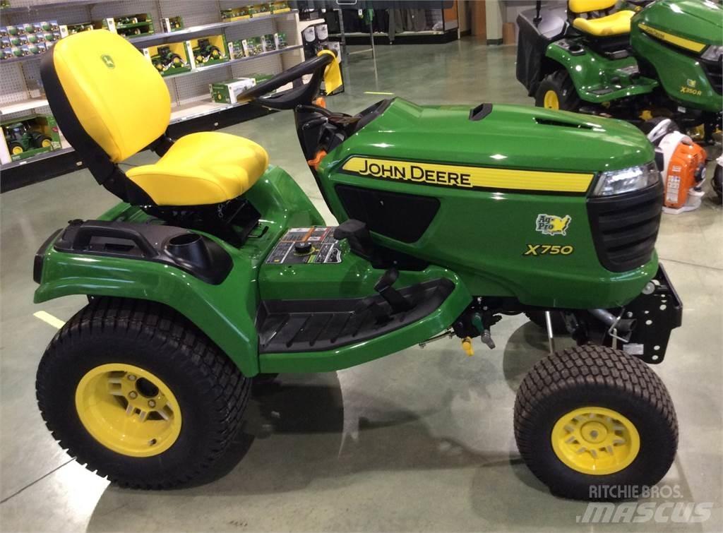 John Deere X750 Trattori compatti
