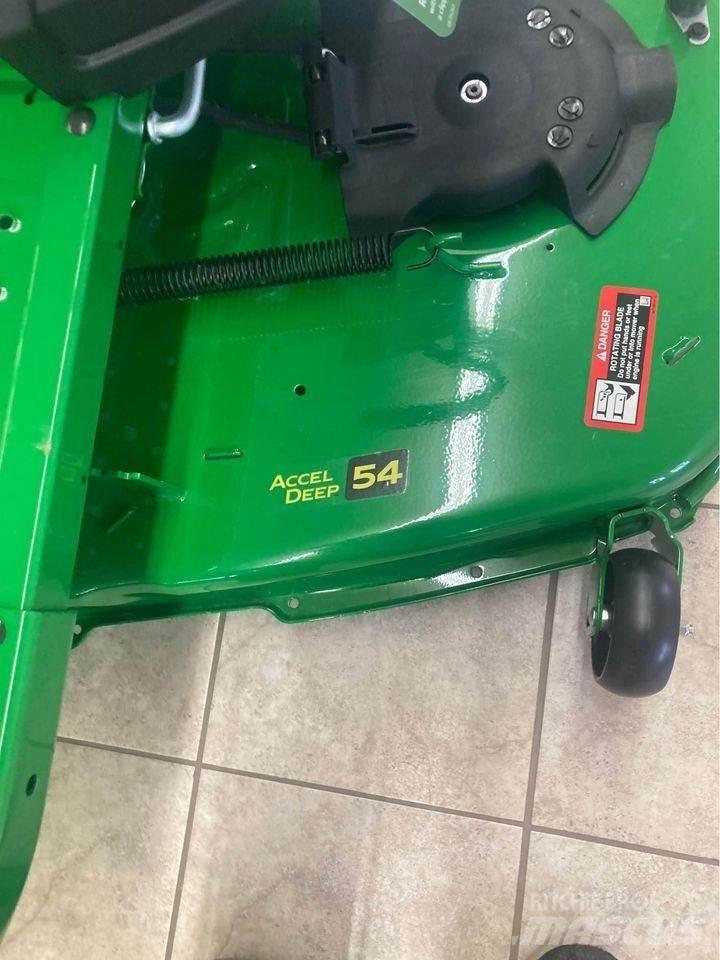 John Deere Z325E Tosaerba zero turn