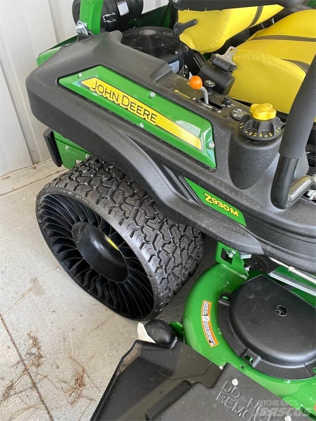 John Deere Z930M Tosaerba zero turn