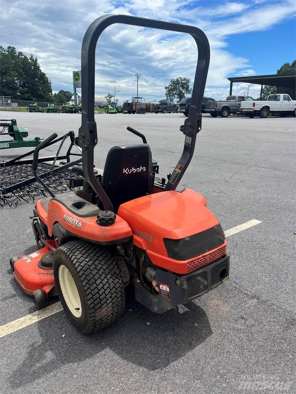 Kubota ZG23 Tosaerba zero turn
