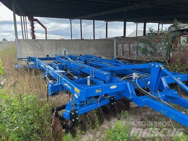 Landoll 2211-11 Aratri di perforazione