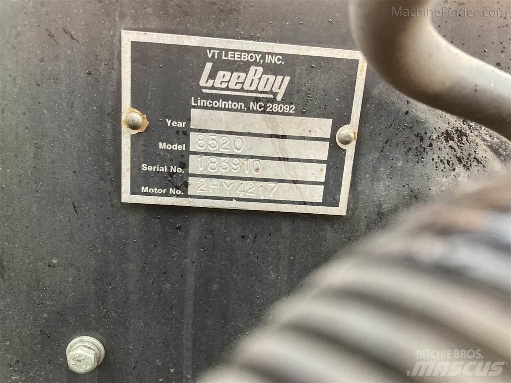 LeeBoy 8520 Finitrici