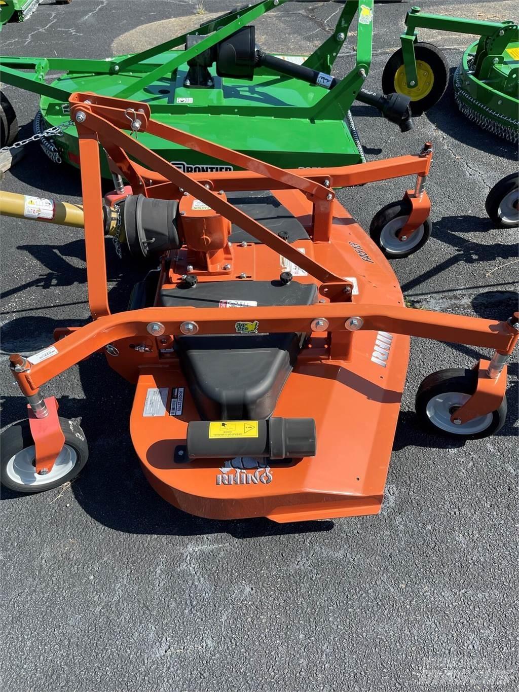 Rhino FA513 Trattorini tagliaerba