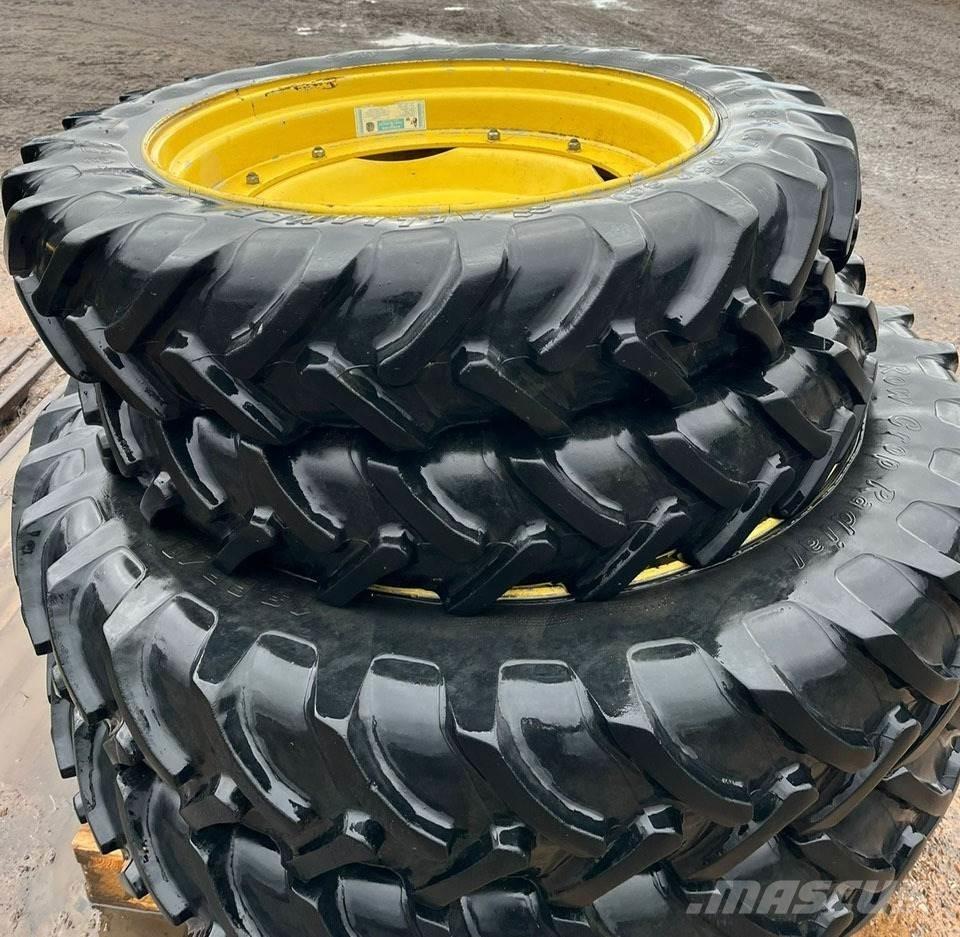  Row Crop Wheels Pneumatici, ruote e cerchioni