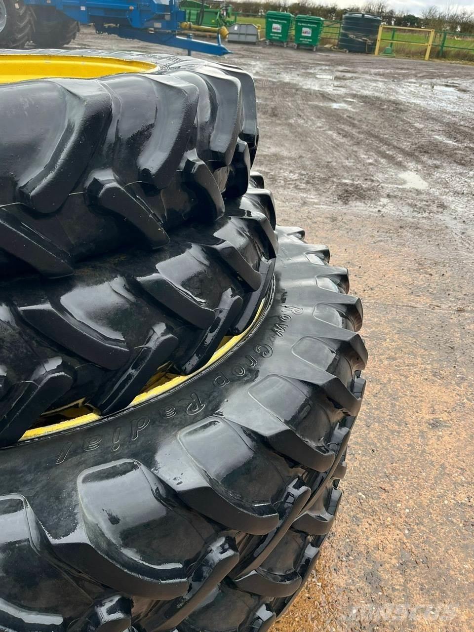  Row Crop Wheels Pneumatici, ruote e cerchioni