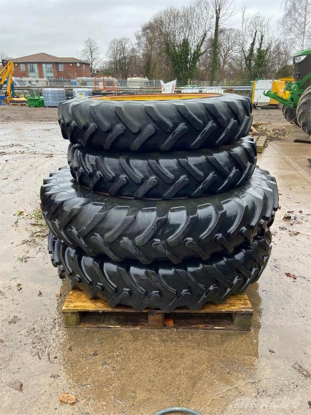  Row Crop Wheels Pneumatici, ruote e cerchioni