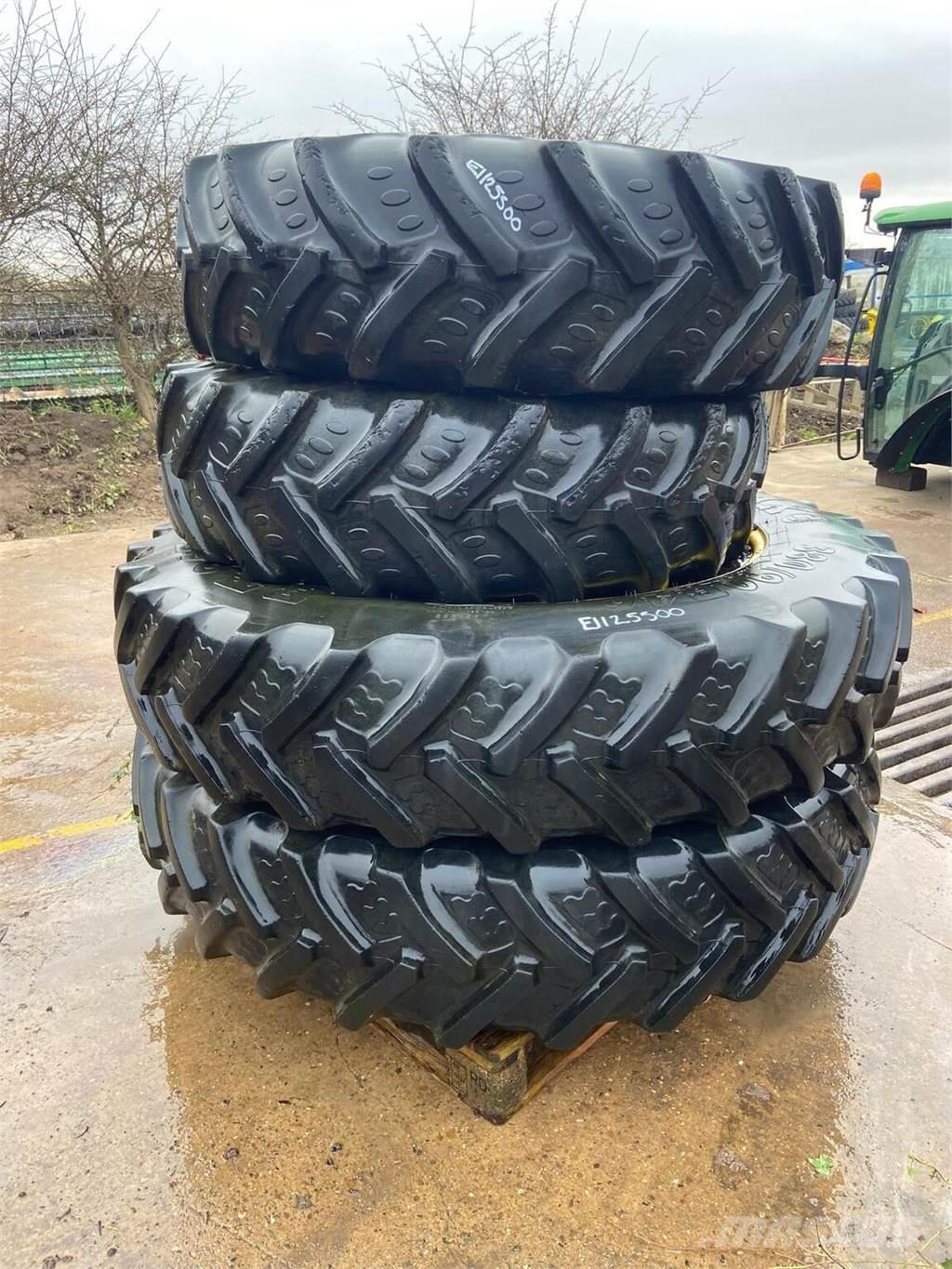  Row Crop Wheels Pneumatici, ruote e cerchioni