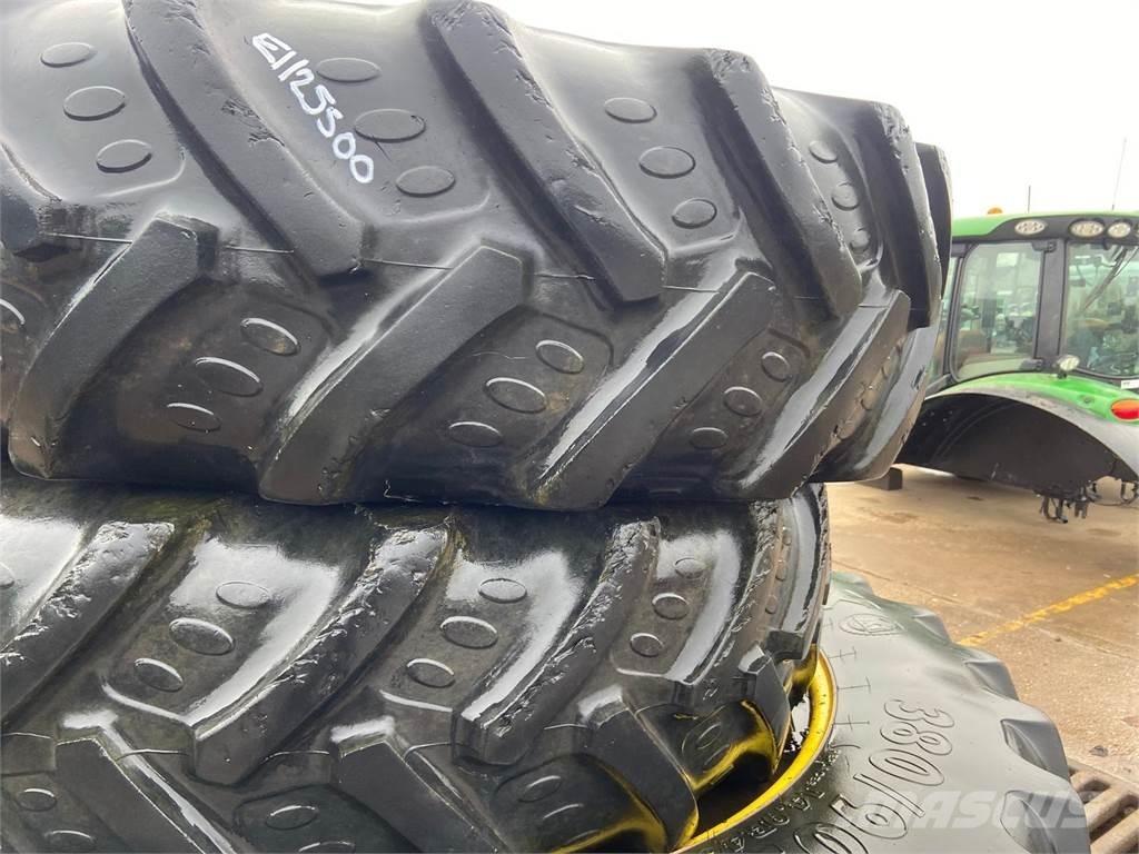  Row Crop Wheels Pneumatici, ruote e cerchioni