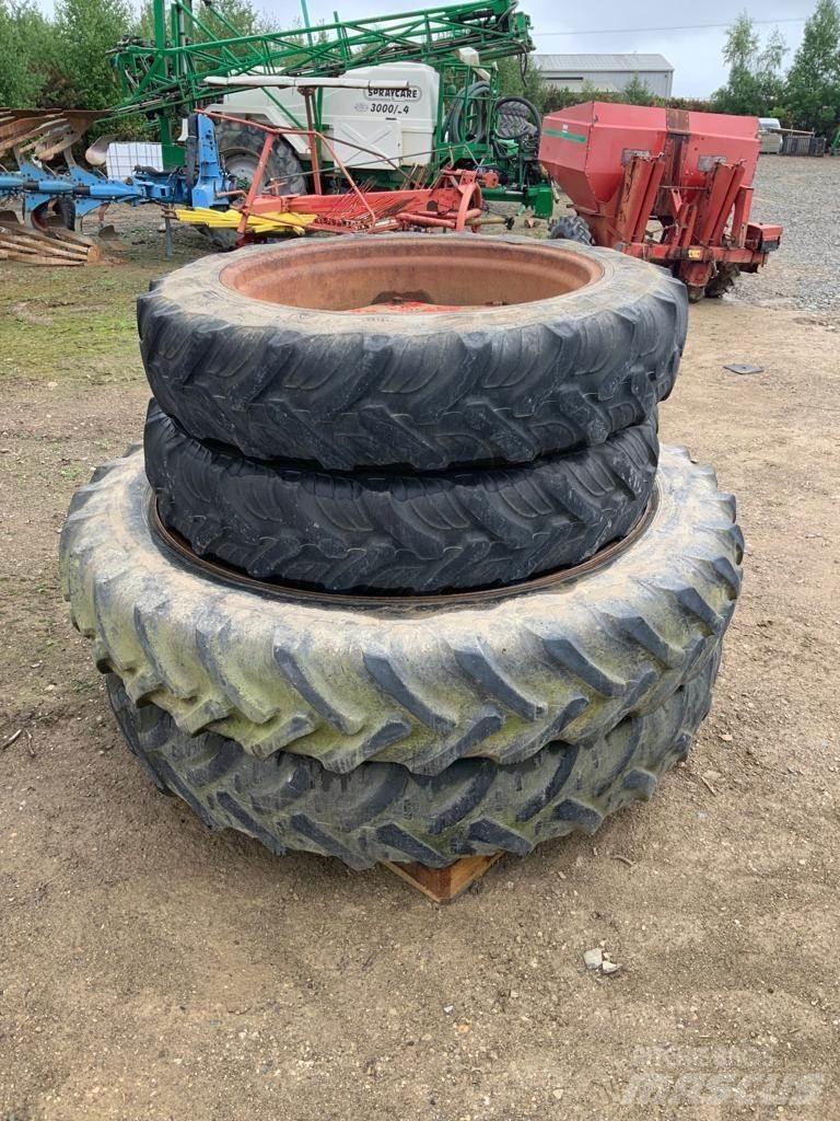  Row Crop Wheels Pneumatici, ruote e cerchioni