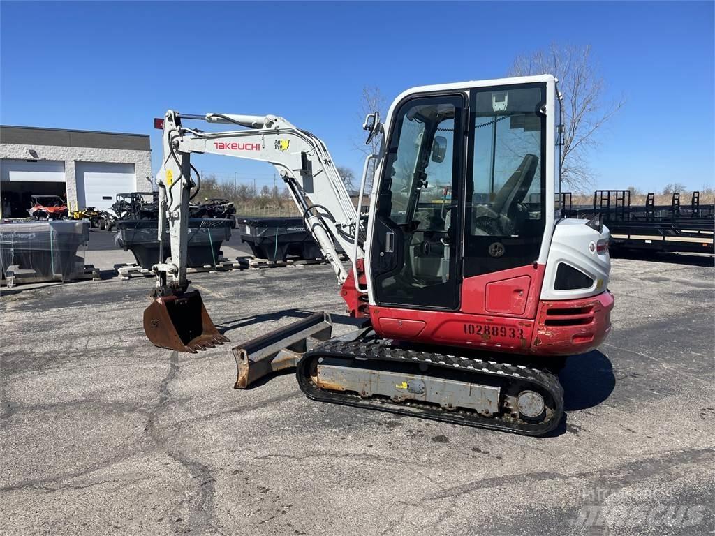 Takeuchi TB240C Miniescavatori