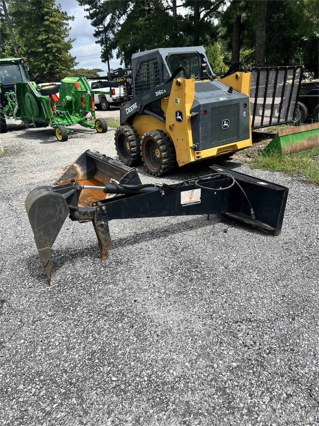 Tiger Backhoe Costruzioni - Altro