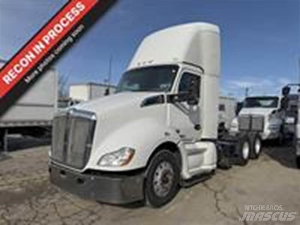 Kenworth T680 Motrici e Trattori Stradali