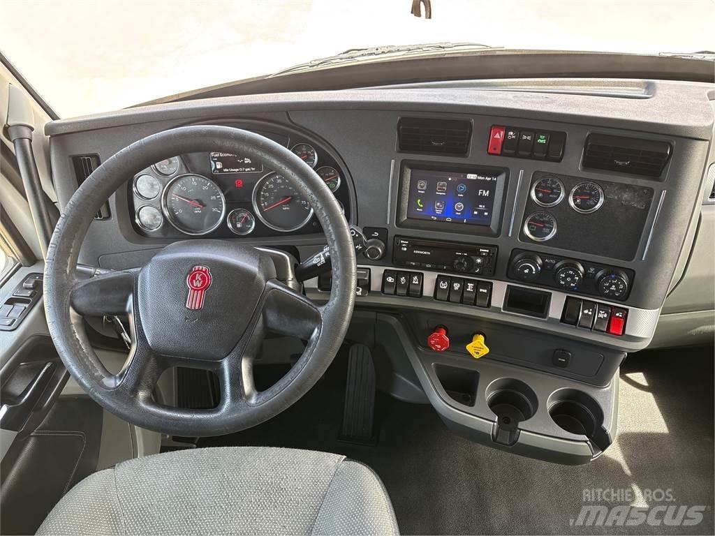 Kenworth T680 Motrici e Trattori Stradali