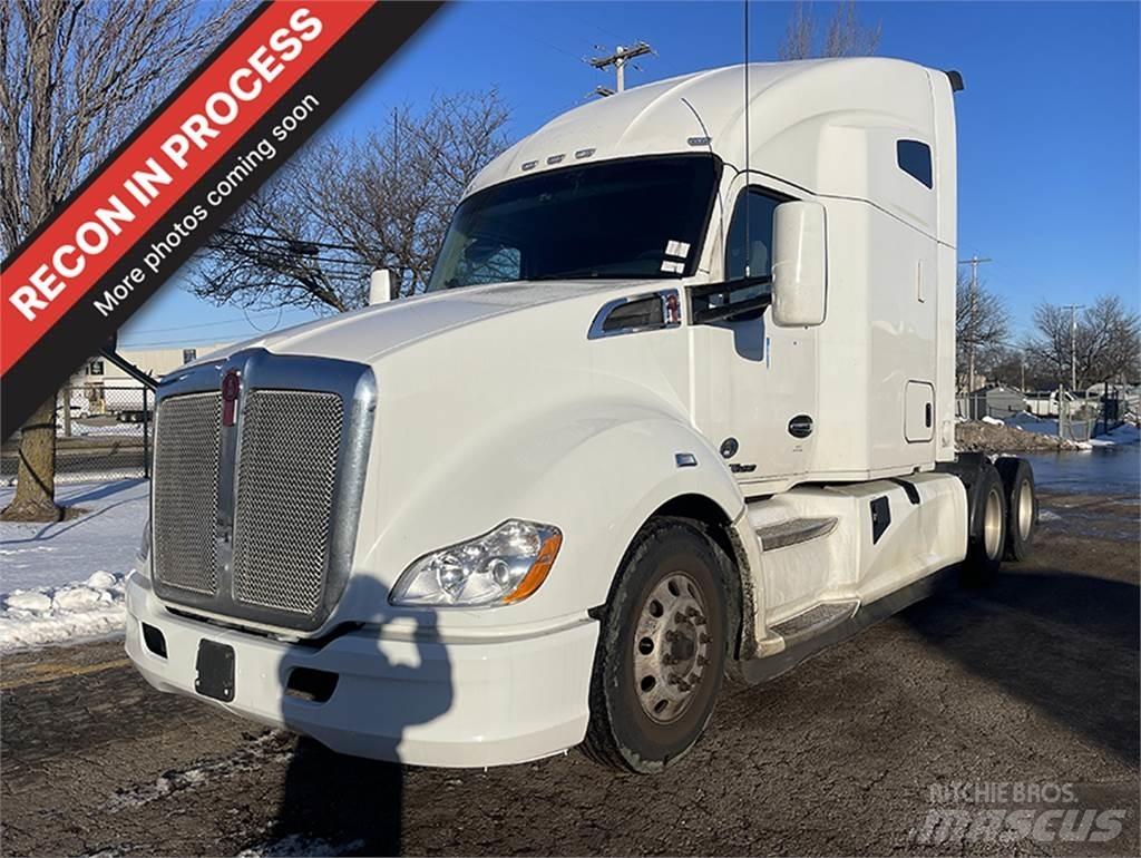 Kenworth T680 Motrici e Trattori Stradali