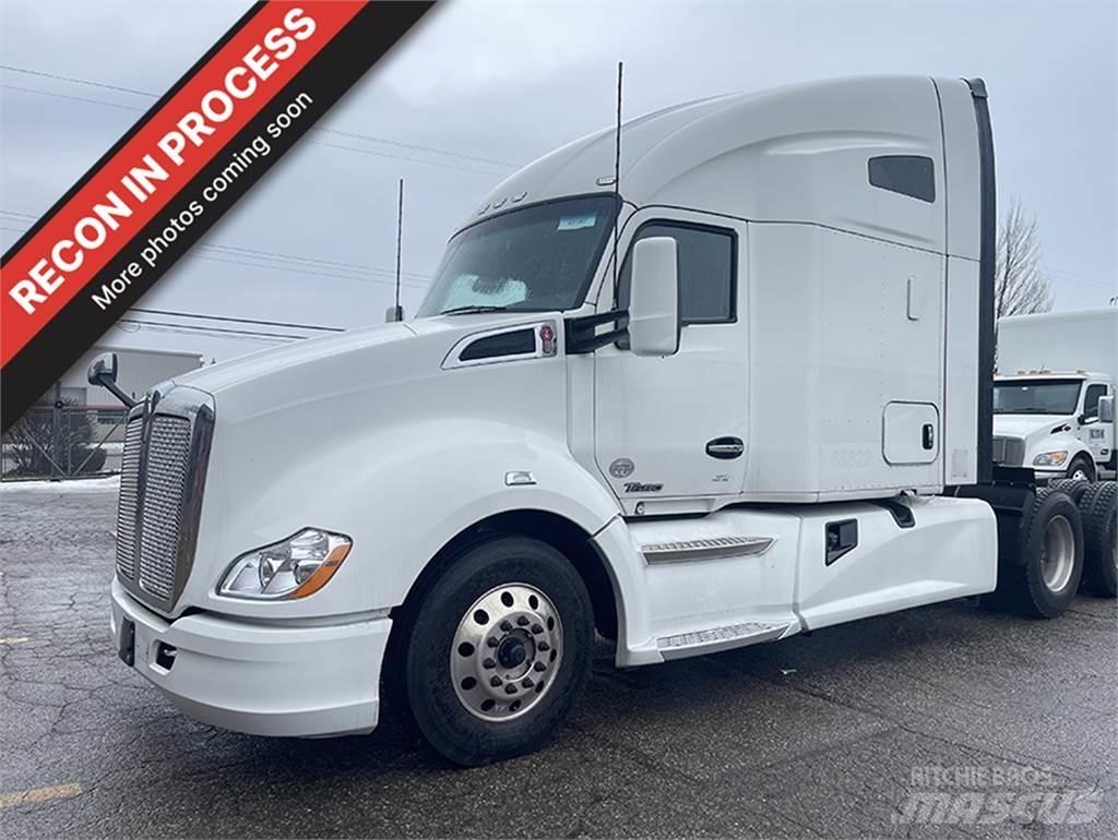 Kenworth T680 Motrici e Trattori Stradali