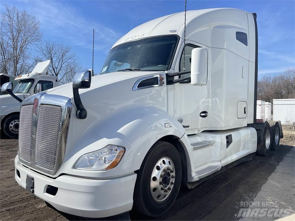 Kenworth T680 Motrici e Trattori Stradali