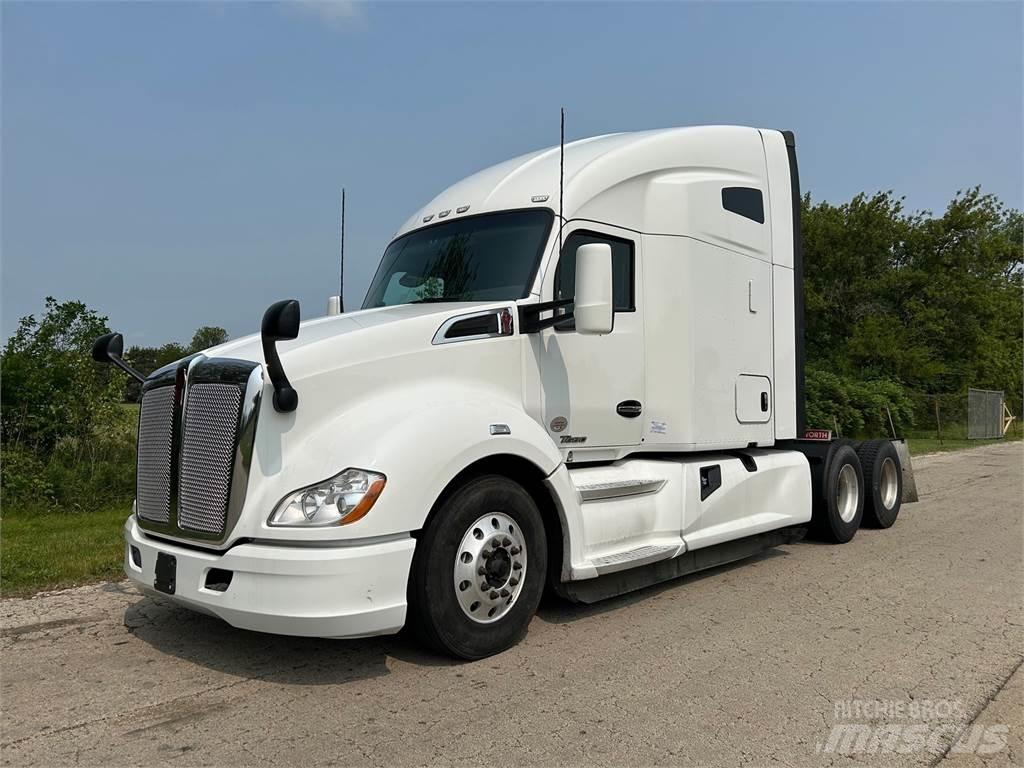 Kenworth T680 Motrici e Trattori Stradali