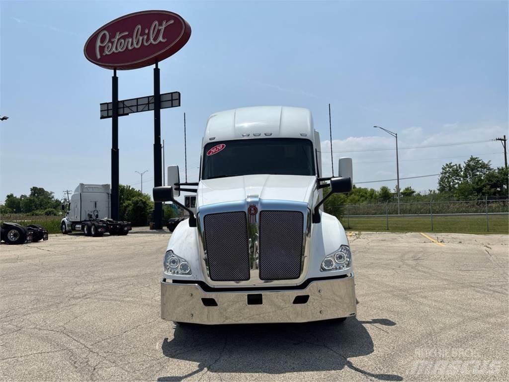 Kenworth T680 Motrici e Trattori Stradali