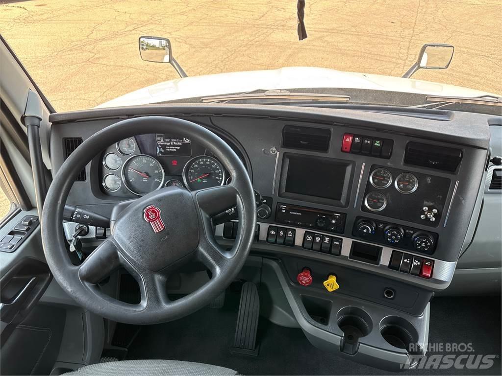 Kenworth T680 Motrici e Trattori Stradali