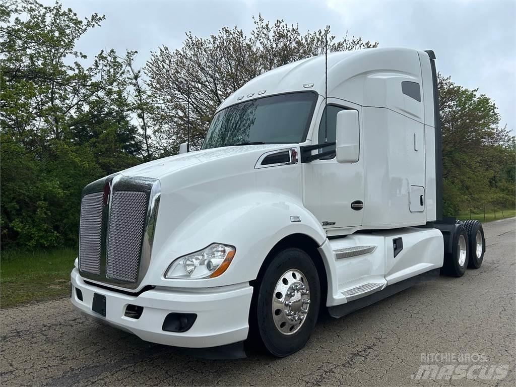 Kenworth T680 Motrici e Trattori Stradali