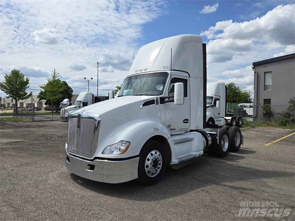 Kenworth T680 Motrici e Trattori Stradali