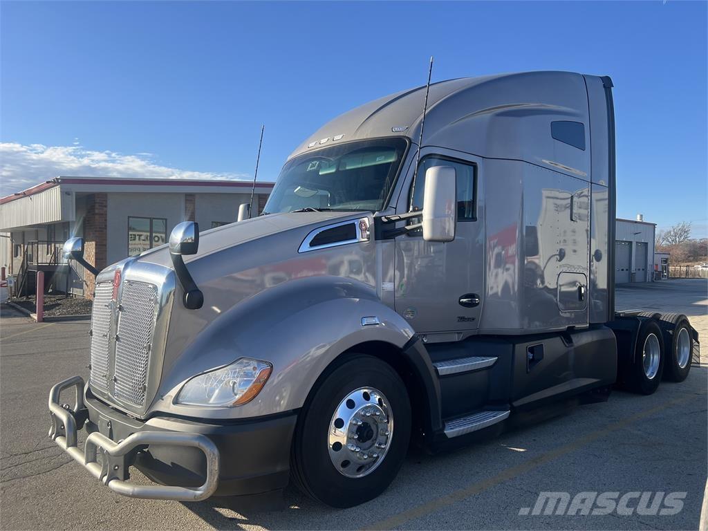 Kenworth T680 Motrici e Trattori Stradali