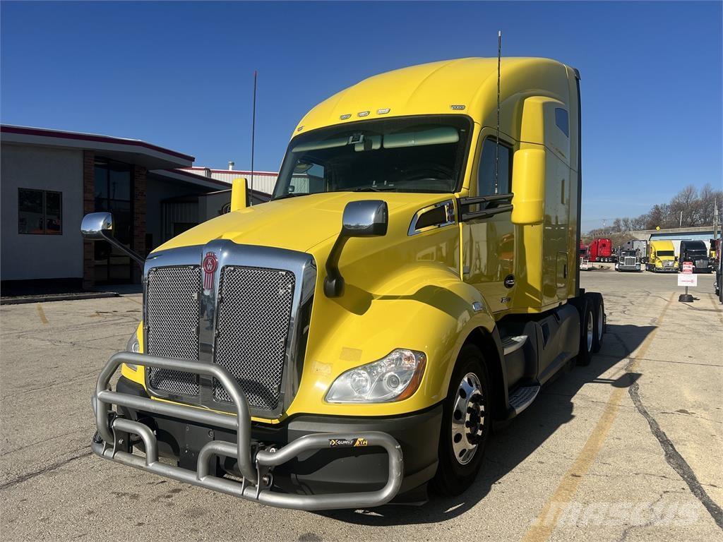 Kenworth T680 Motrici e Trattori Stradali