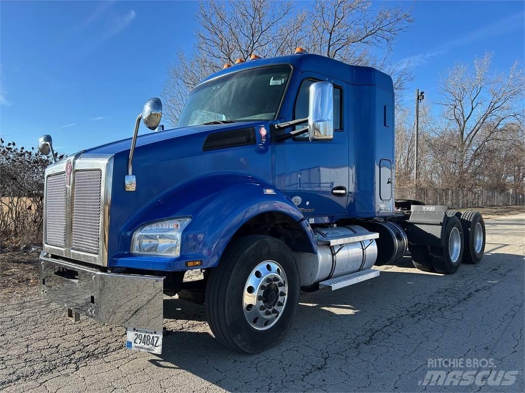 Kenworth T880 Motrici e Trattori Stradali