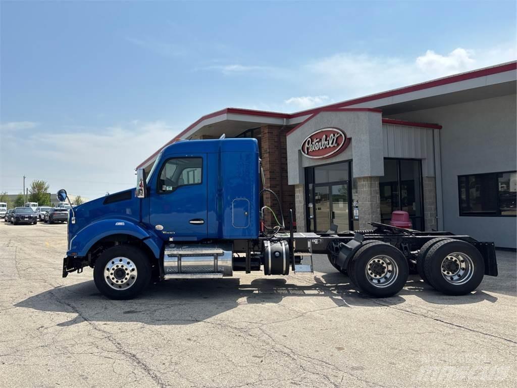 Kenworth T880 Motrici e Trattori Stradali