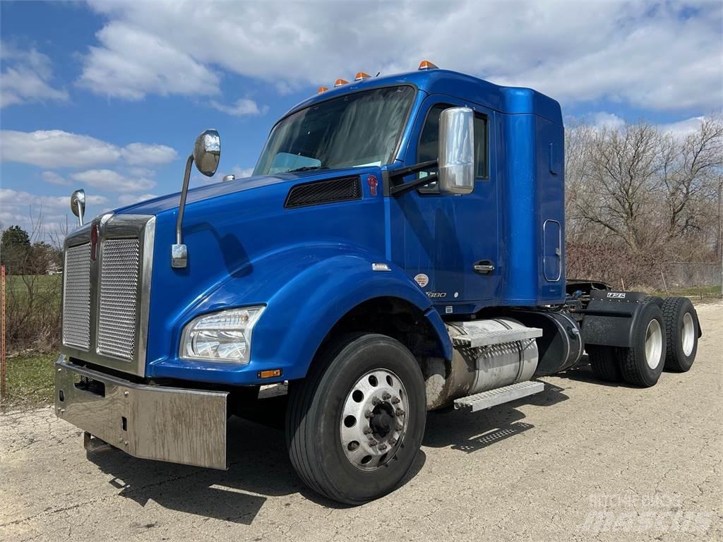 Kenworth T880 Motrici e Trattori Stradali