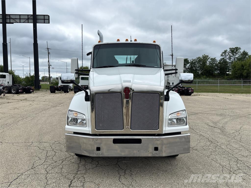 Kenworth T880 Motrici e Trattori Stradali