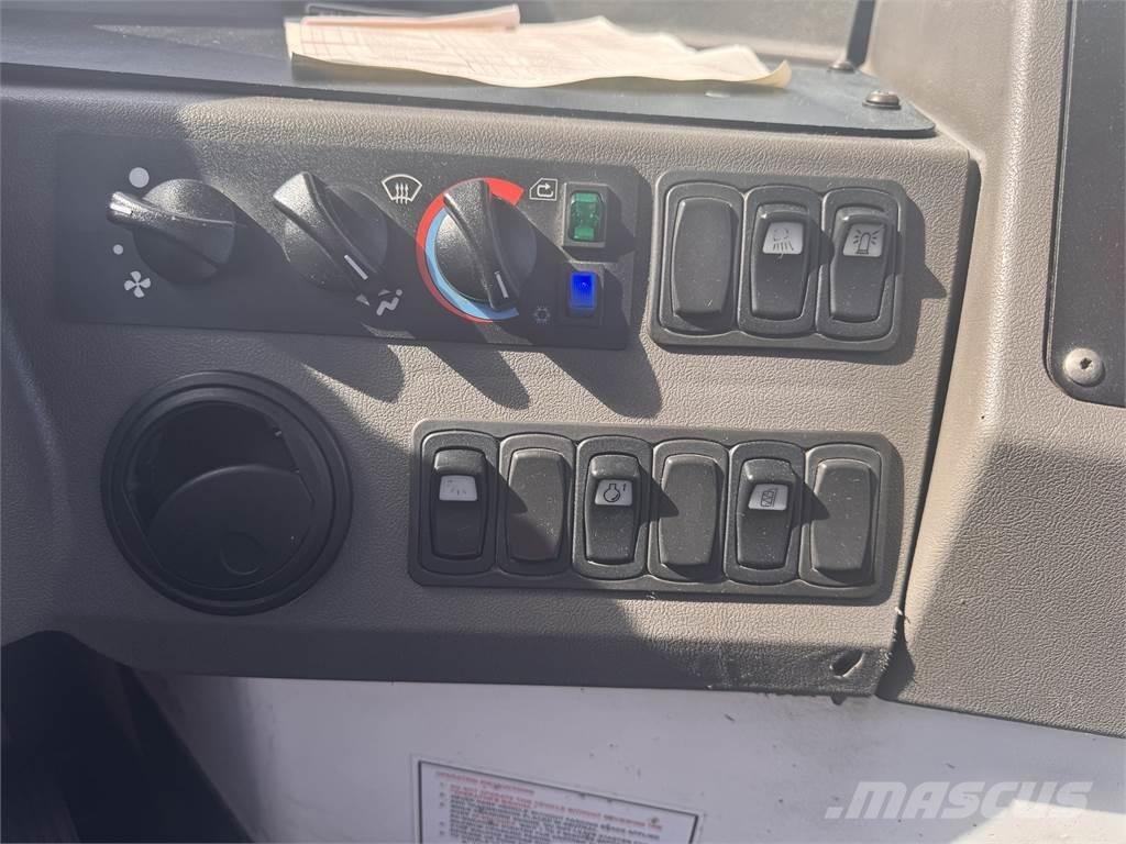 Ottawa T2 4X2 Camion altro