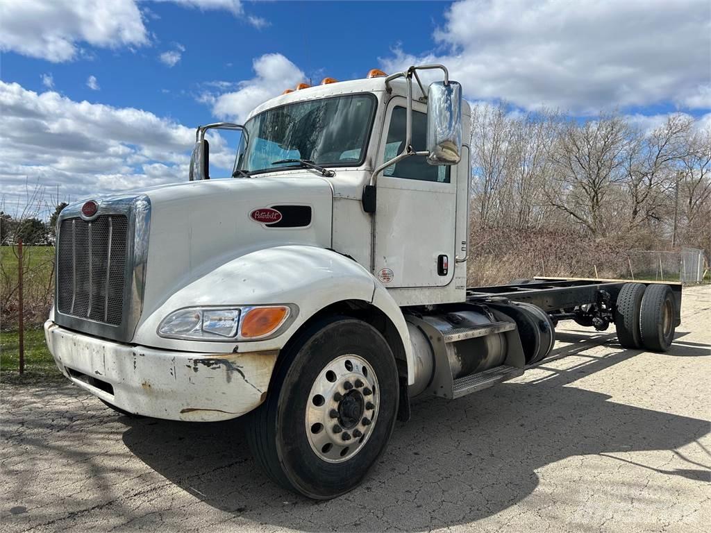 Peterbilt 337 Autocabinati