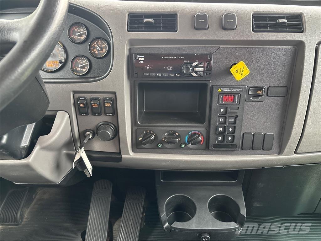 Peterbilt 337 Camion altro